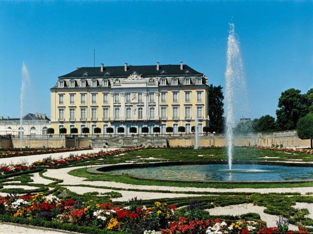 ...with it's popular baroque gardens and castle...
