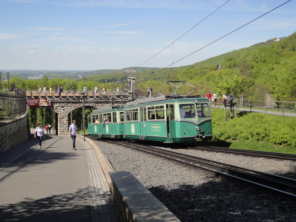 ...take the ancient "Zahnradbahn"...