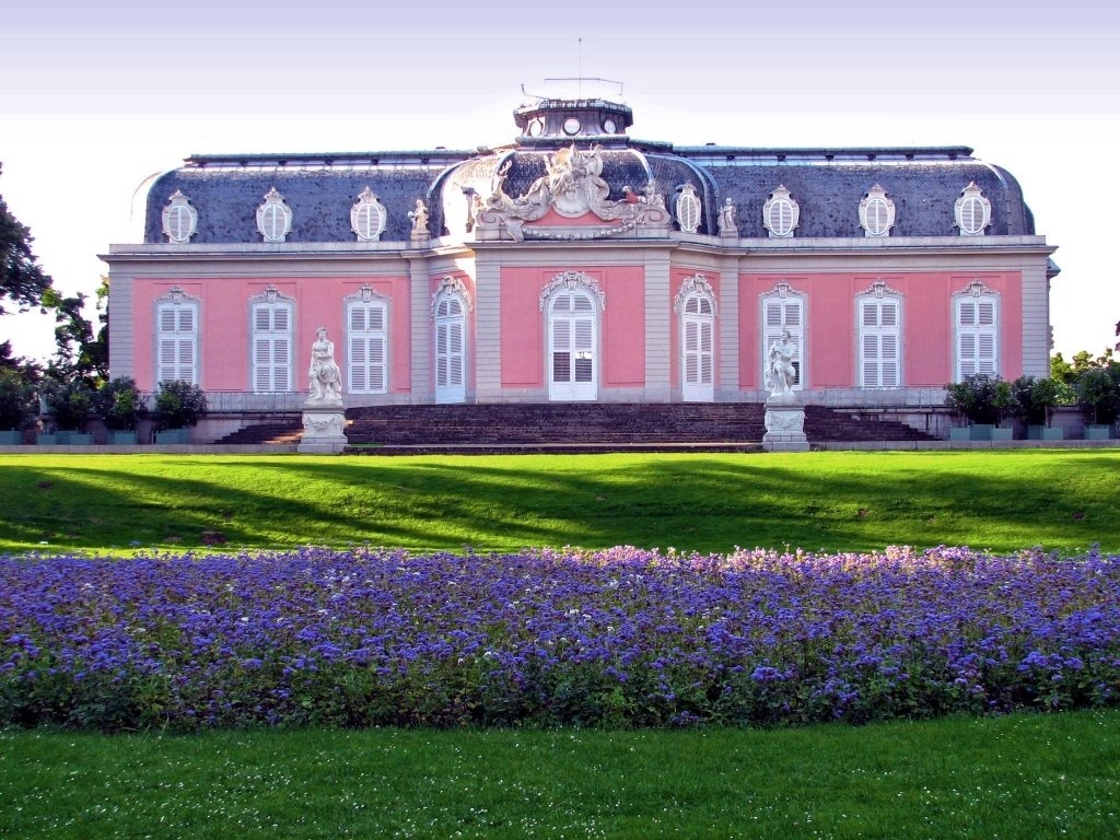 ...you have to see: Schloss Benrath...