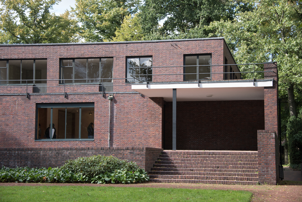 Haus Esters and Haus Lange by Bauhaus architect Mies van der Rohe. Museums in Krefeld