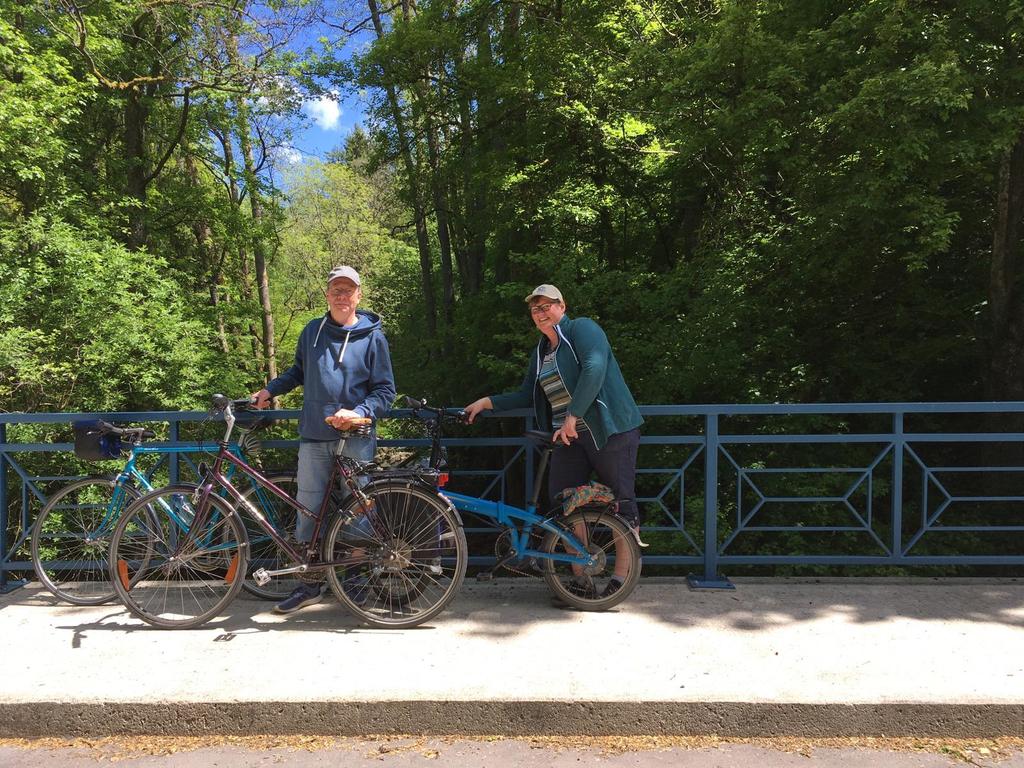 Cycling along the Kyll.