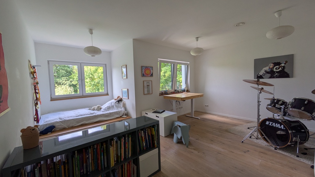 Schlafzimmer 2 (von unserem Sohn)