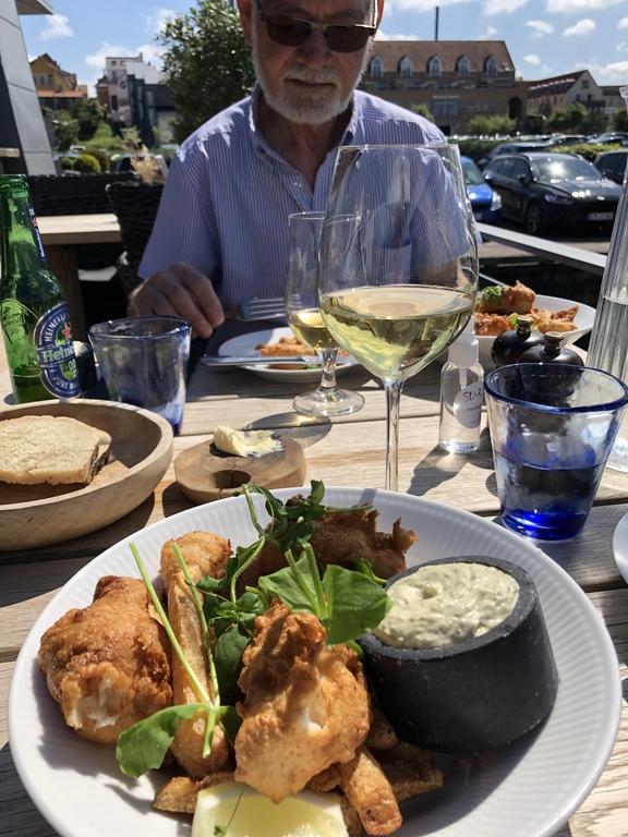 Suri fish restaurant 