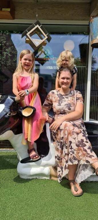 Josephine, Olivia and Mathilde