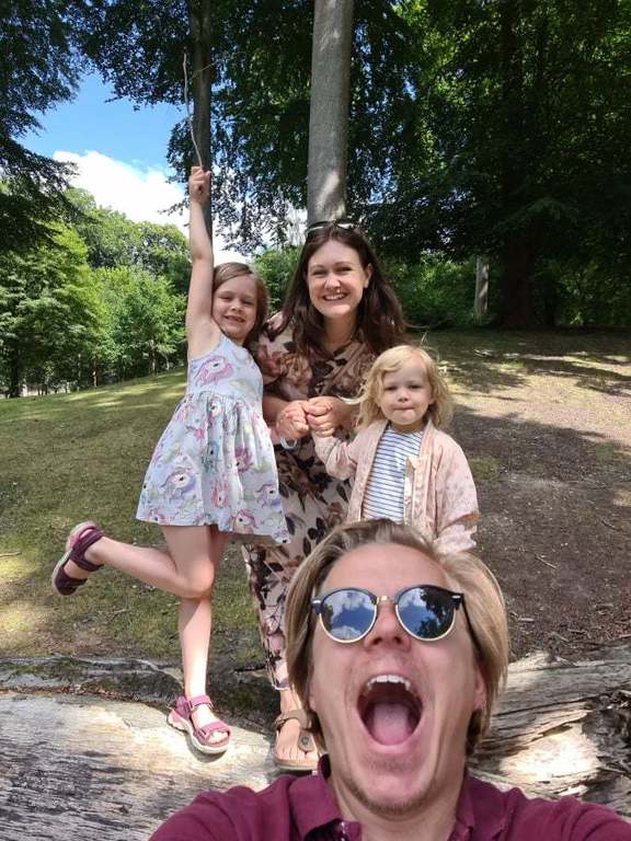 Josephine, Mathilde, Olivia and Brian