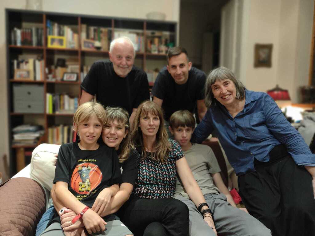 The whole family. Some of them travel with us for a few days