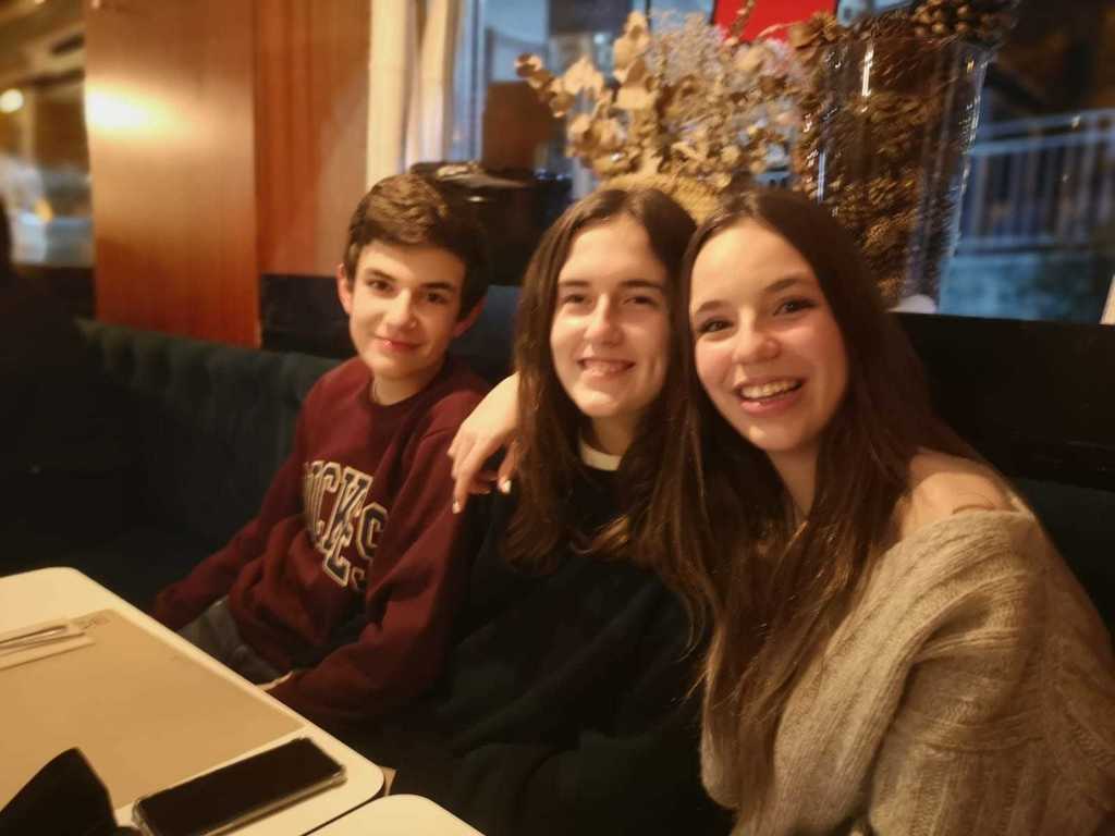 Laura, Santi and Elisa
