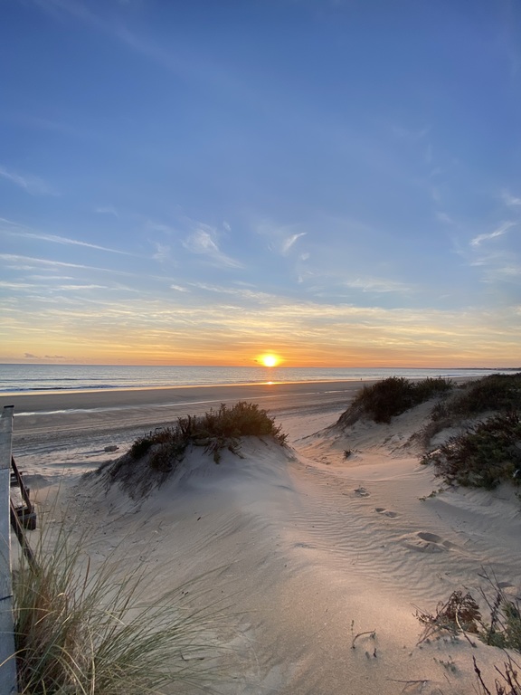 Sunset in la Bota Beach