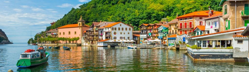 Pasai Donibane, very beautiful village. (11km)