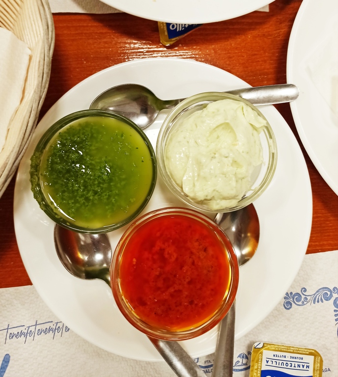 Mojo rojo & mojo verde: traditional Canary sauce, served with wrinkled (salted) potatoes