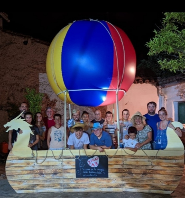 Felices 18 años, celebración en Hernán Pérez. This is a celebration in Hernán Pérez