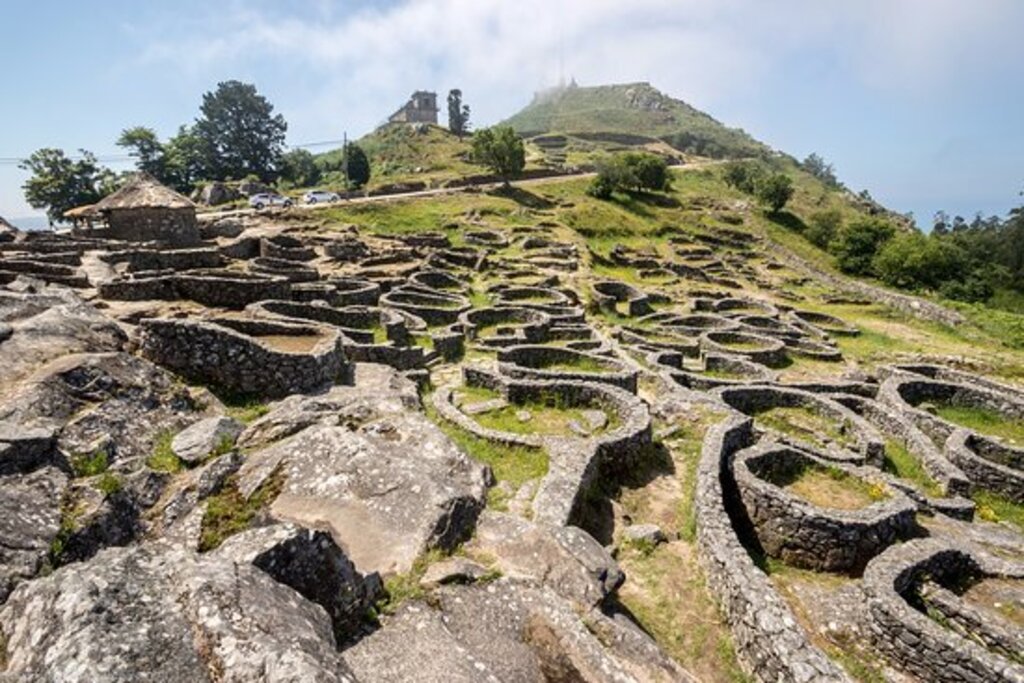 Santa Tecla. Castro. (55')