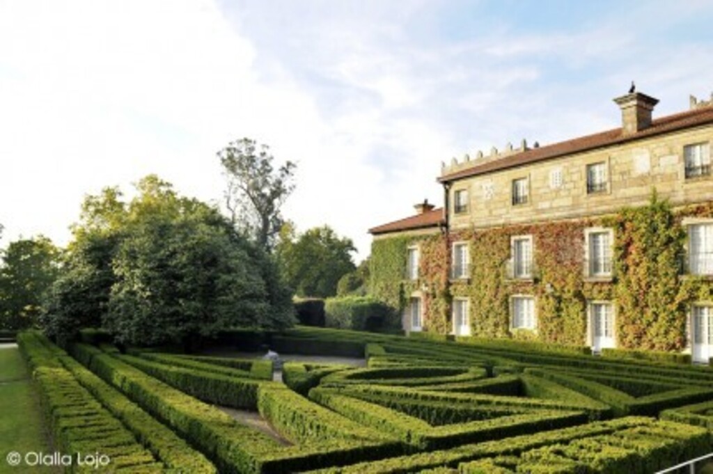 Jardines Pazo Quiñones de León.( 900m)