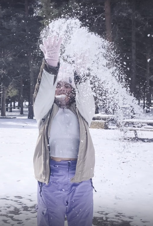 Paula en la nieve