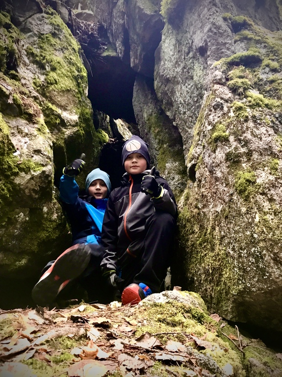 Trails and caves in South Carelia 