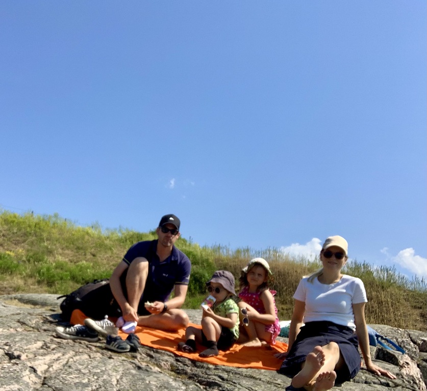 Our family in Suomenlinna 2024.