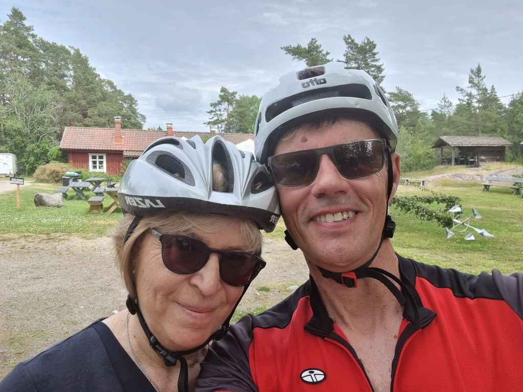 along the Archipelago ring route