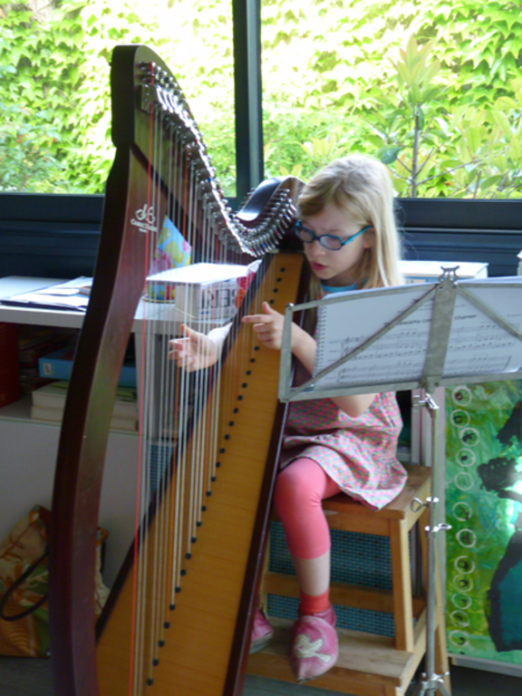 Zoé is playing harp  (2015) now, she is playing in orchester and festivals ;-)