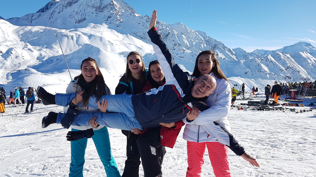 The family in winter sports (Arc 1 800)