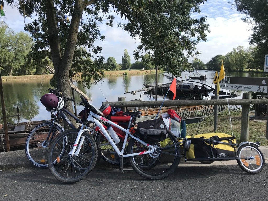 bike trip on the Loire à vélo trail