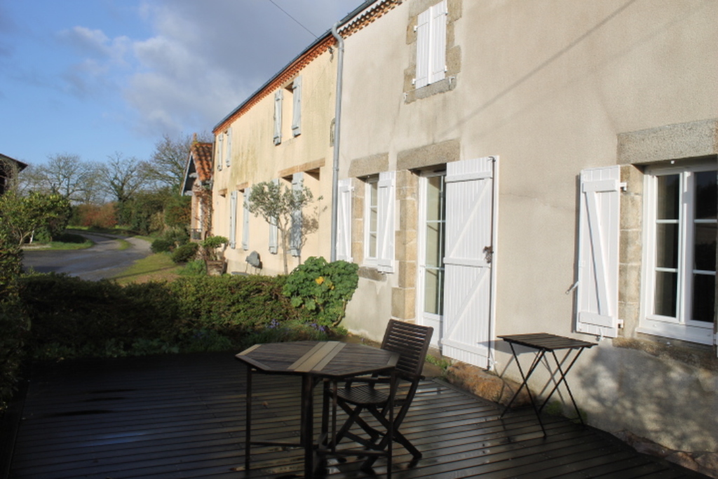 South side terrace, very appreciable in spring and autumn
