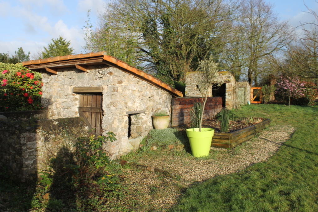 stroll in the garden