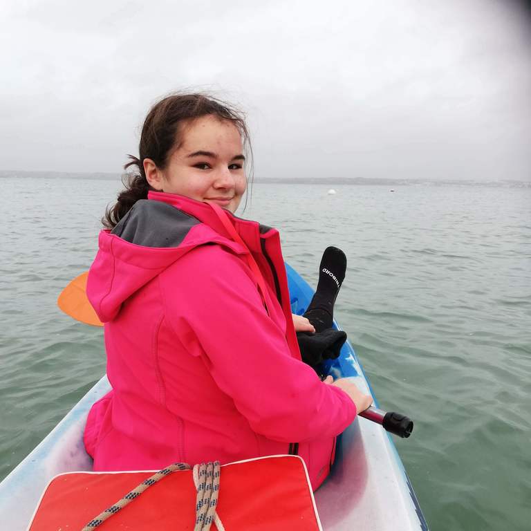 Kayak en famille, en bord de plage