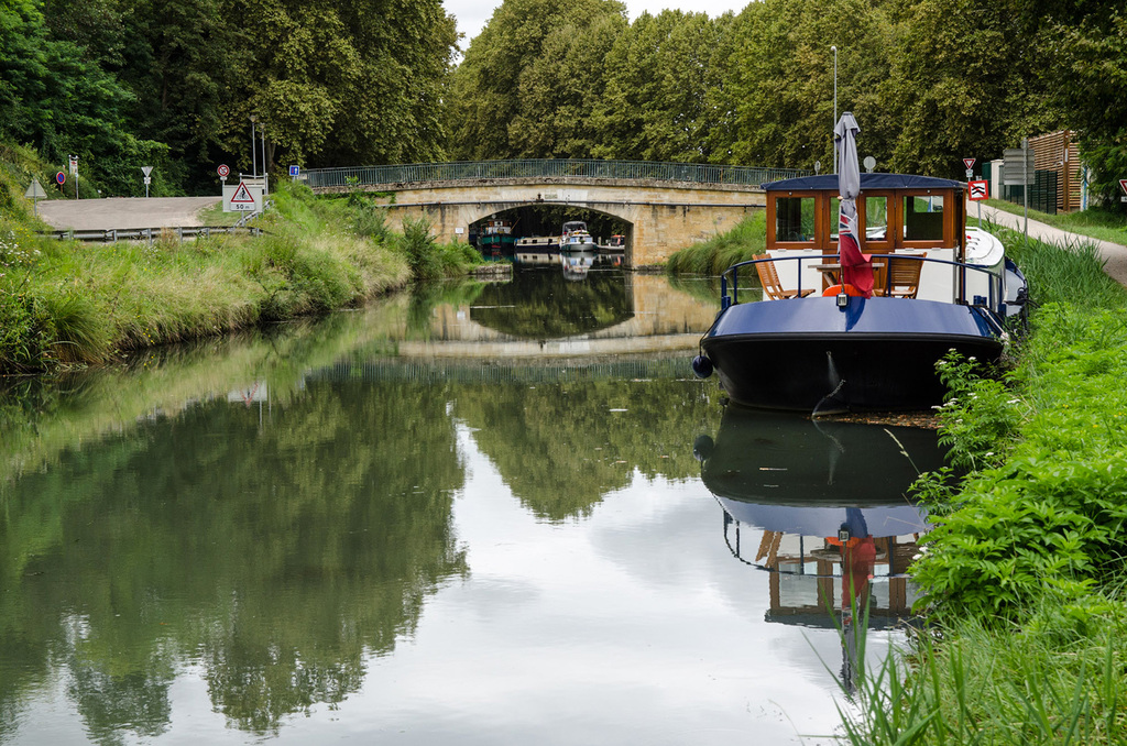 Canal Latéral in Casteths en Dorthe