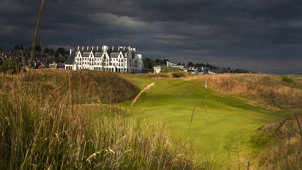 Carnoustie Links (20 min away)