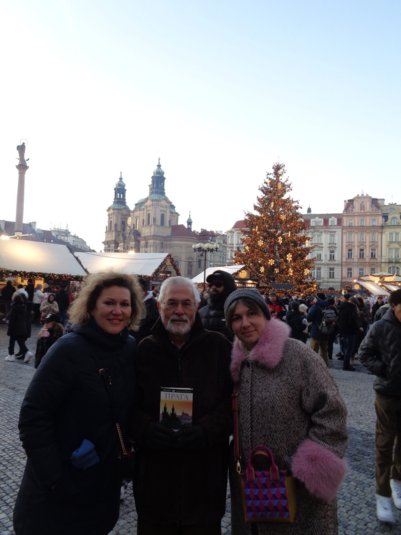minas and daughters in Prague exchange-Christmas 2024