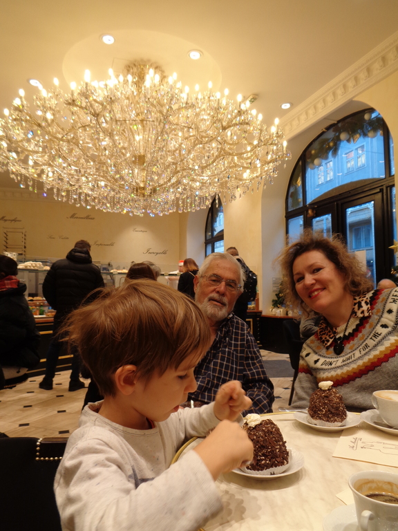 CHRISTMAS EXCHANGE WITH PRAGE