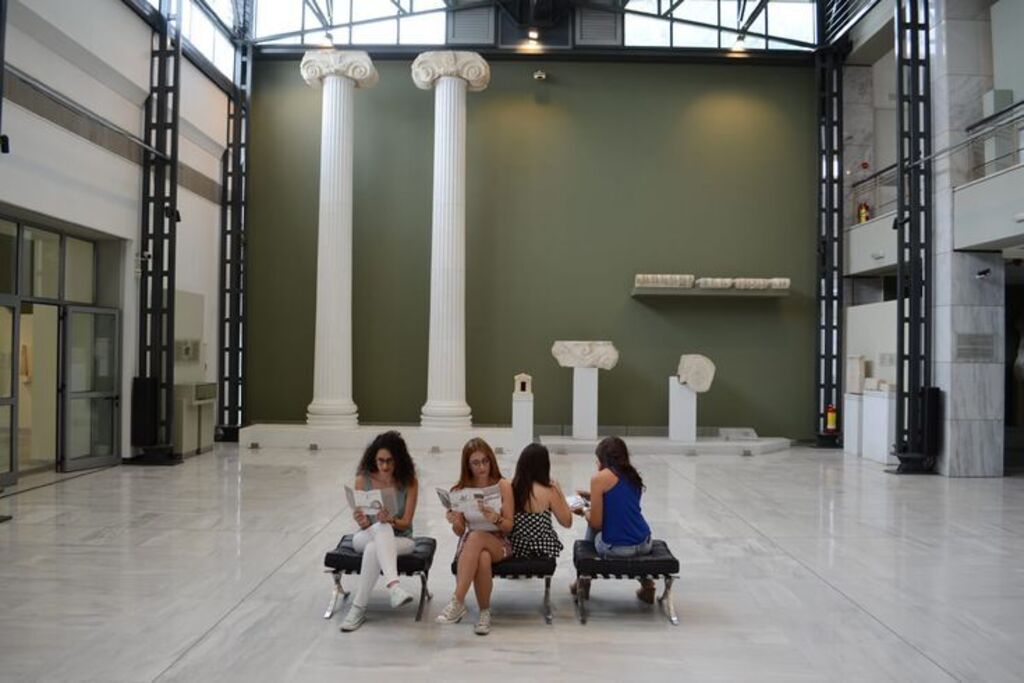 arcaelogical museum-kavala downtown