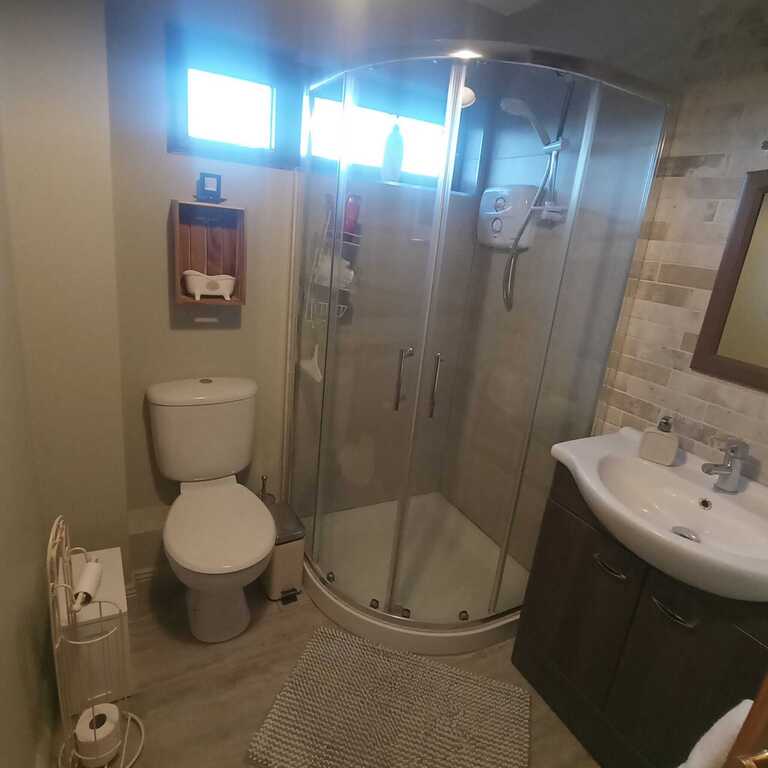 Upstairs Bathroom