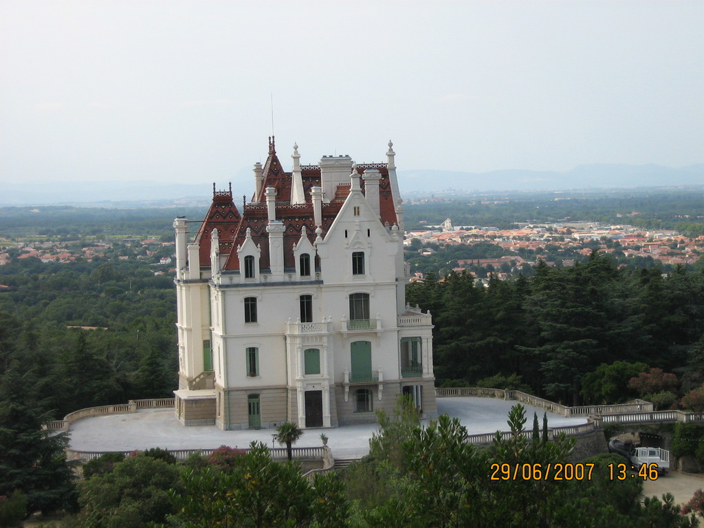 Beautiful Chateau Valmy