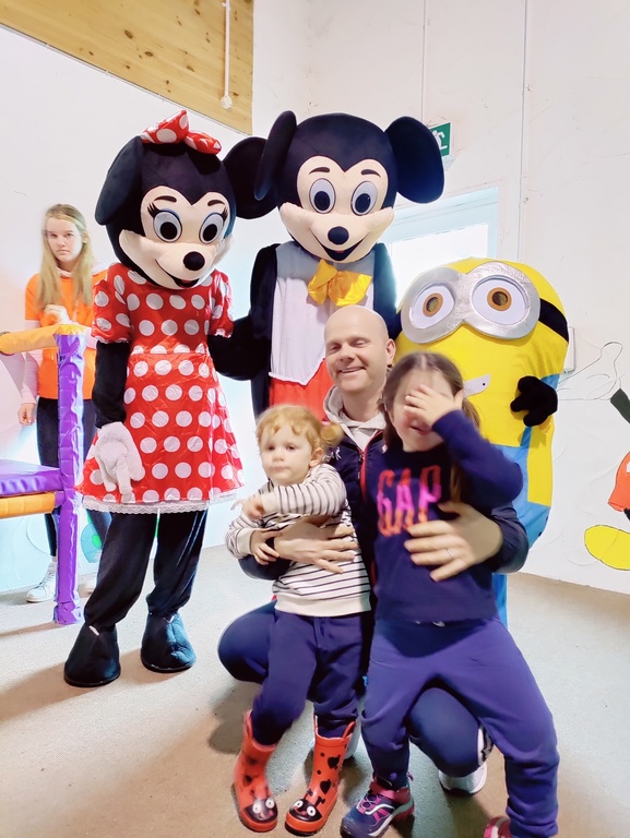 Enjoying a Day Trip to a local Pet Farm / Play Zone 25mins away