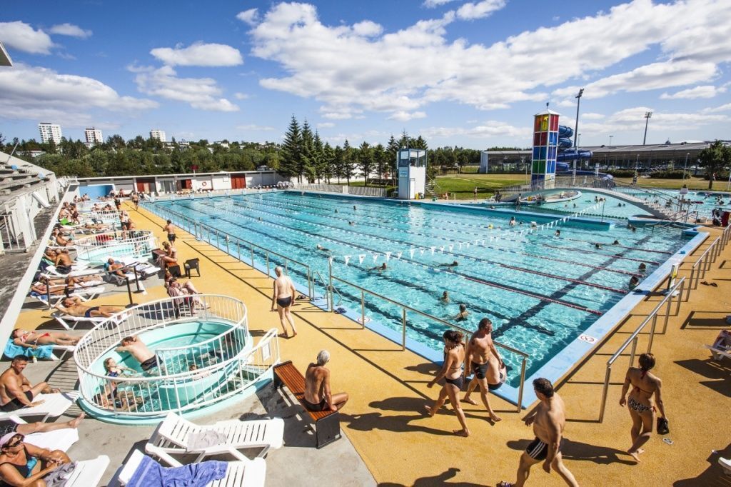 Laugardalslaug swimming pool in summer. Laugardalur is a 10 minute bike ride from our house. 