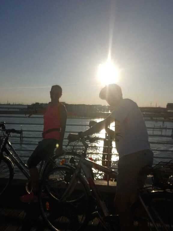 ciclabile lungo il ponte della libertà tra Mestre e Venezia