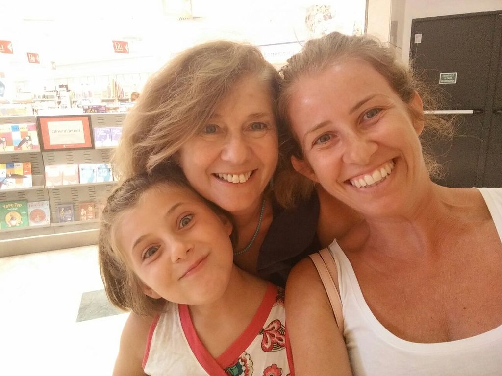 Io, mia figlia Elisa e mia nipote Rebecca