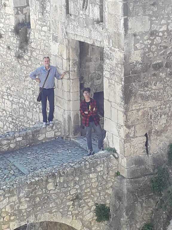 Le rovine sono fuori di noi