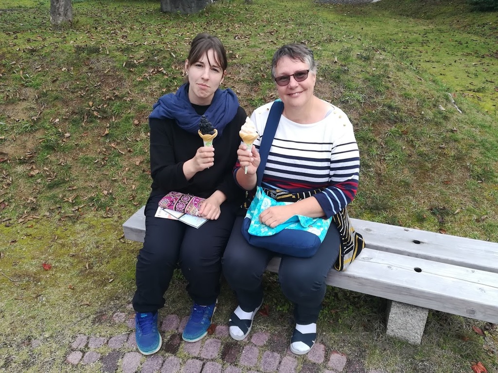 Silvana and Susanne eating strange japanese ice cream.