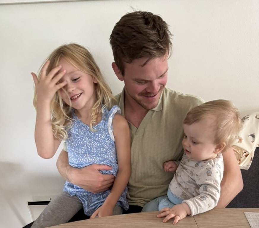 Eirik med Linnea og Isak