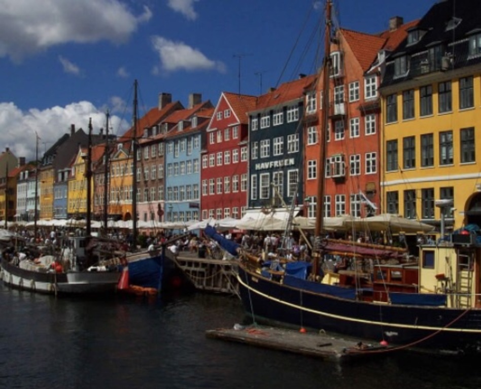 Only 30 minutes from Copenhagen by car over the Öresund bridge
