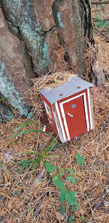 One of our hobbies is "Geocaching" our nicks are MickieC and G2Bm. This hiding is located in Gotland.