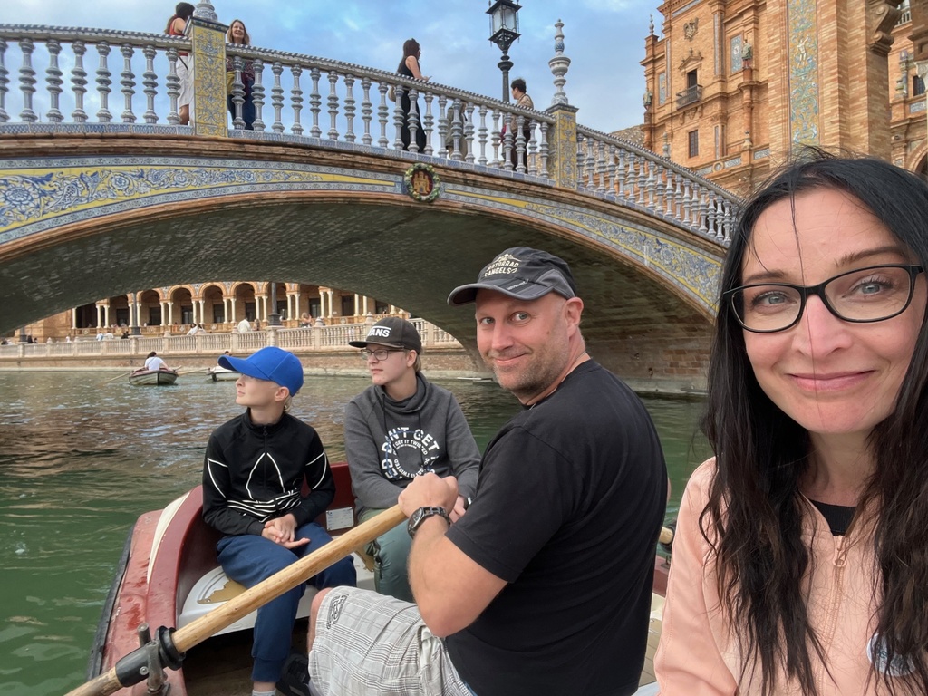 We in the same boat in Spain (Sevilla).