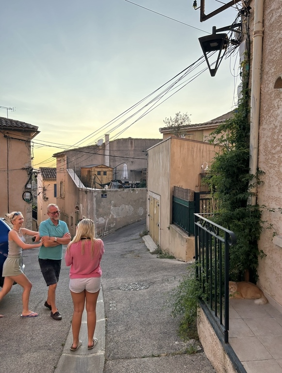 Evening walk in Mallemort, France 2024