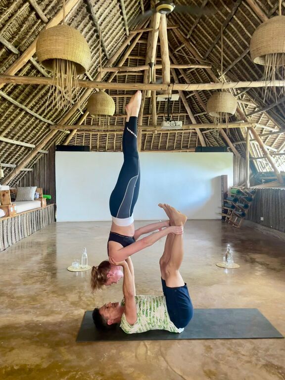 Acro yoga with Bert when visiting Zanzibar