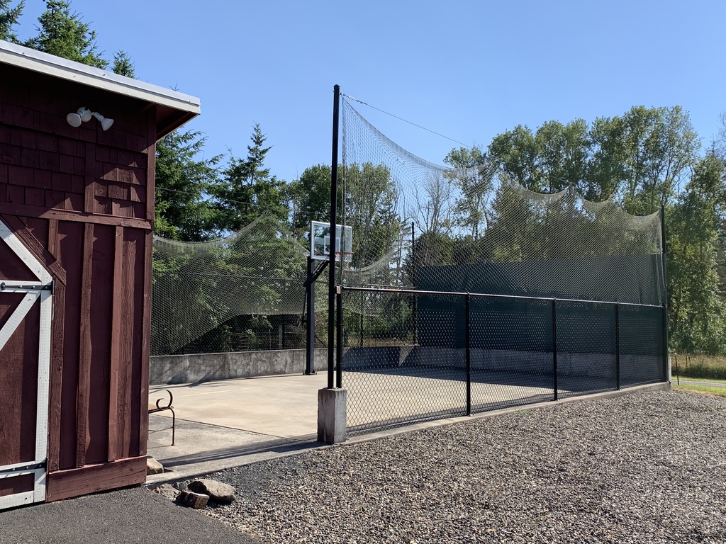 Basketball court and tennis hit wall